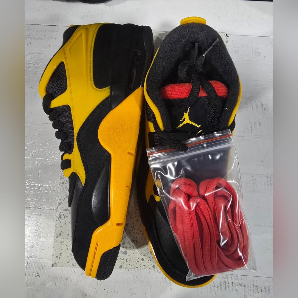 Air Jordan 4 RM Bruce Lee size 8.5 men black/yellow  sneakers (New)
